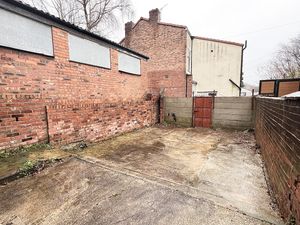 Photo 17- click for photo gallery